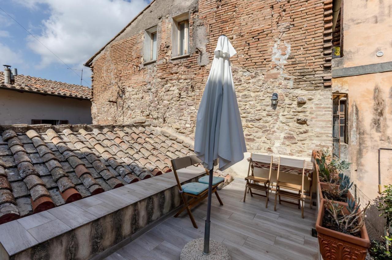 Apartament Charming Terrace House In The Heart Of Perugia Zewnętrze zdjęcie